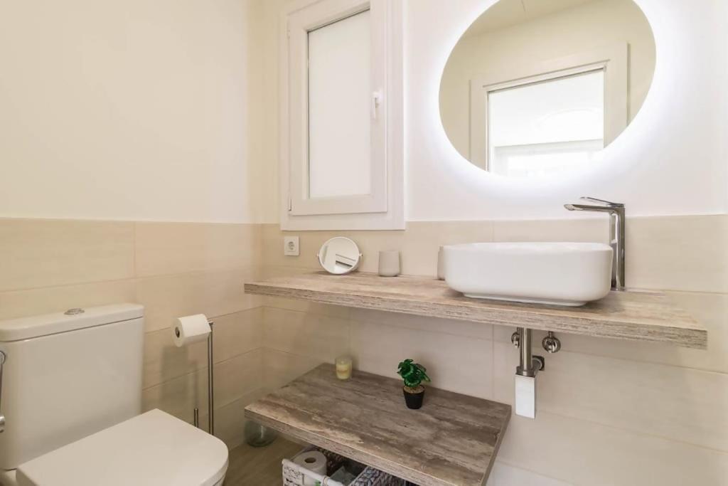 Apartment House Vinol 24 *